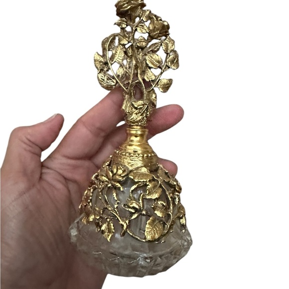 Antique Matson Ormolu Rose Filigree 6" Perfume Bottle w/ Glass Stopper/Dauber - Picture 8 of 8